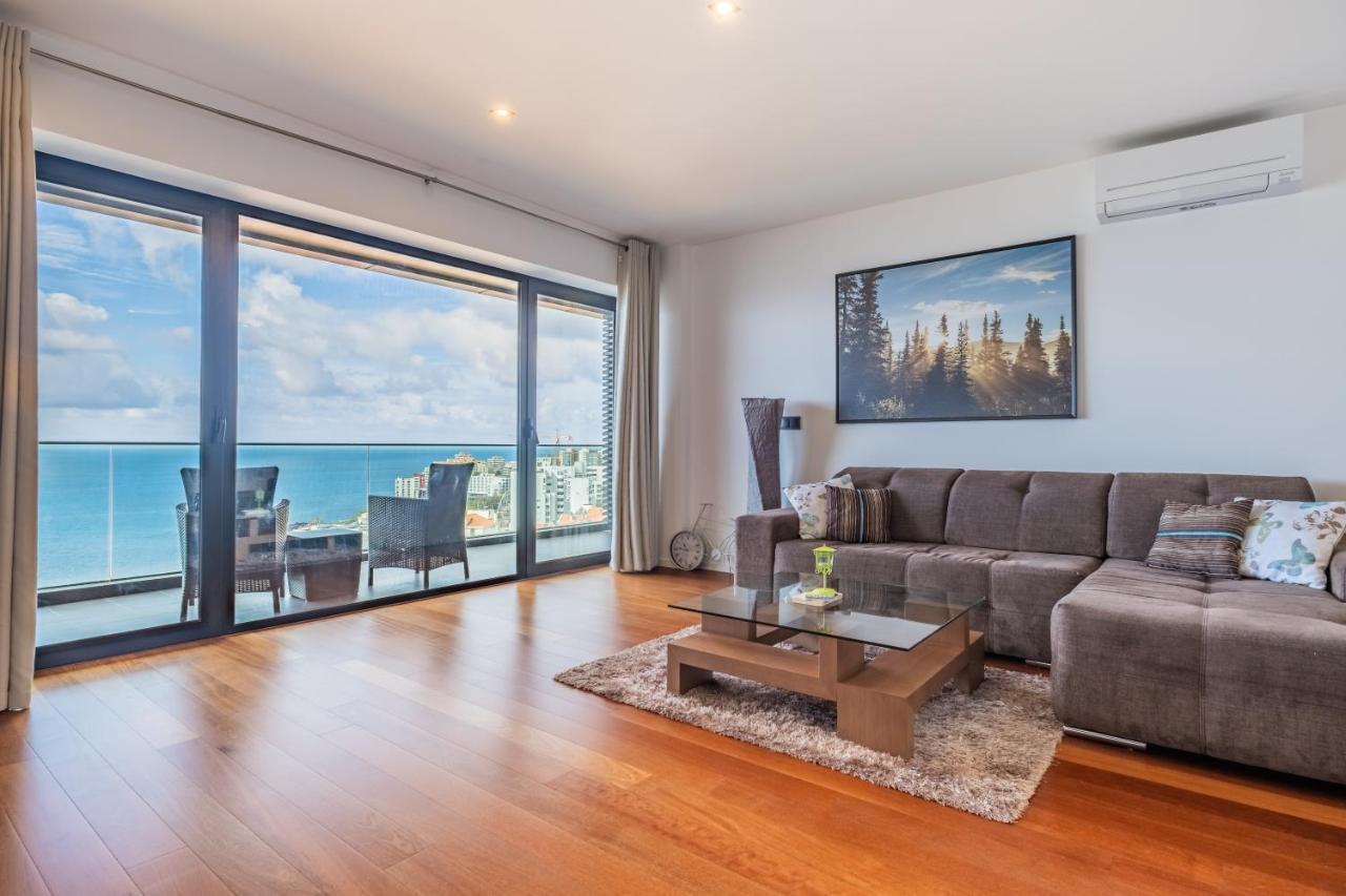 Forever Ocean Views By Lovelystay ฟุงชาล ภายนอก รูปภาพ