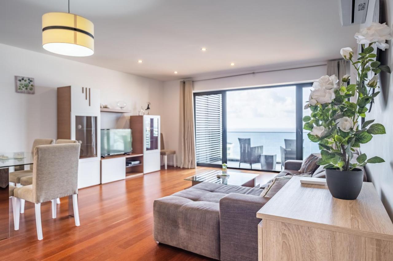 Forever Ocean Views By Lovelystay ฟุงชาล ภายนอก รูปภาพ